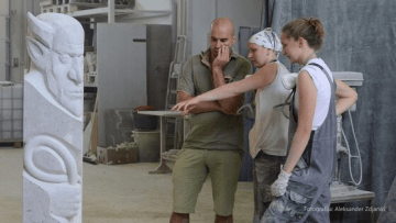 Izvedbena delavnica kamnitih označevalcev poti