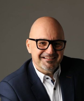 dr. Igor Jakomin