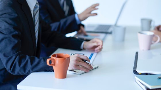 Javno povabilo podjetjem k udeležbi na Usposabljanje o finančnih instrumentih za rast, razvoj in preoblikovanje podjetij 2025 (FI-MSP 2025)