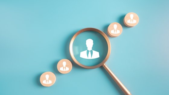 Razpis na prosto delovno mesto "svetovalec 1 (m/ž)"